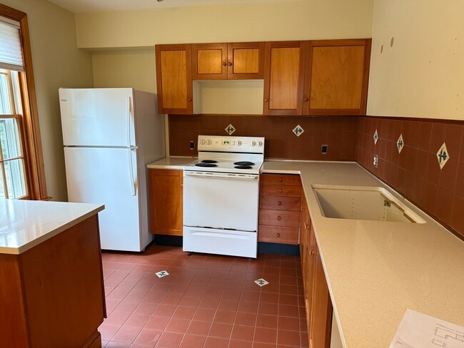 Nuevas encimeras de cuarzo - 552 South Ave