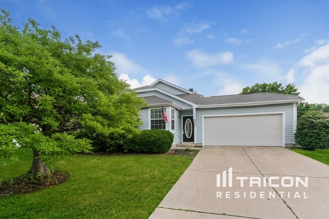 Building Photo - 7943 Cardinal Cove W