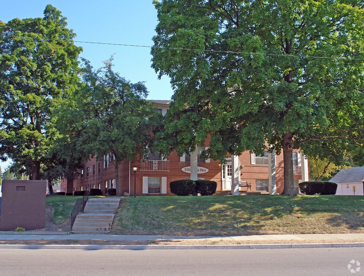 Photo - Williamsburg Plaza