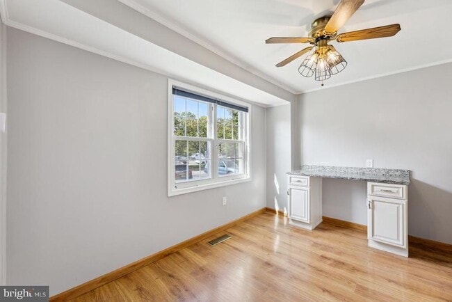 Photo - 7448 Pohick Rd