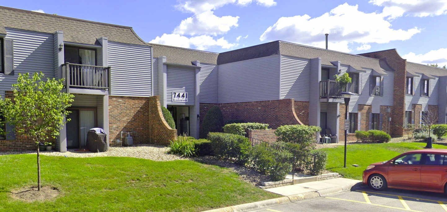 Photo - 7441 Blackburn Ave