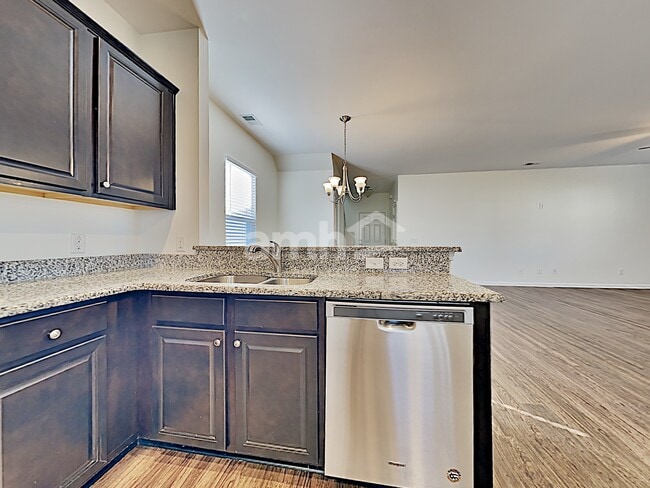 Photo - 334 Cantley Ct