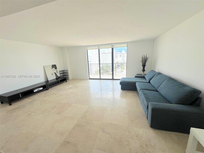 Photo - 1800 Collins Ave Unit 12E