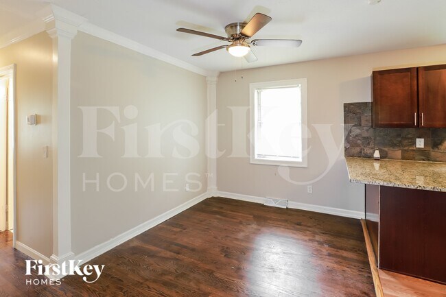 Photo - 4800 N Wallace Dr