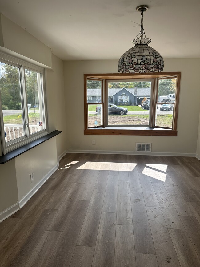 Photo - 2805 Bedell Rd