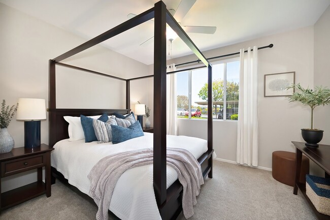 Eagle Glen Apartments