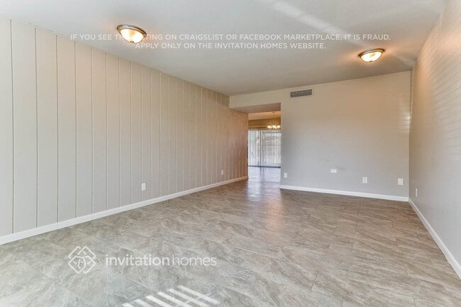 Photo - 4718 S Hazelton Ln