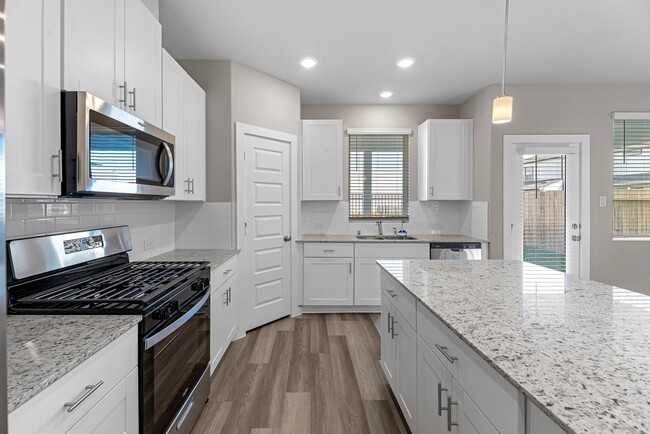 Photo - 1514 Blue Acer Dr