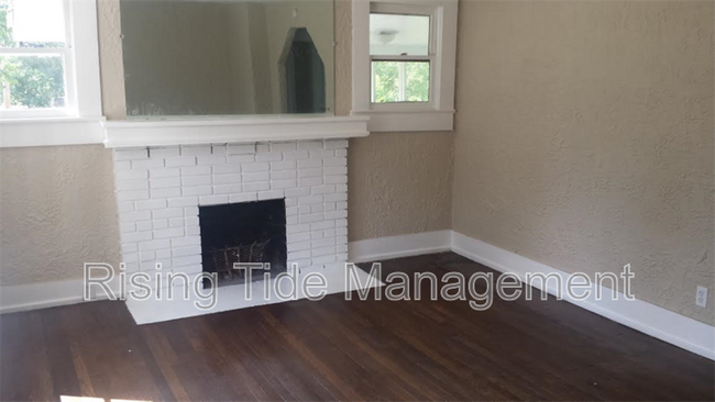 Photo - 8300 Vassar Ave Unidad A