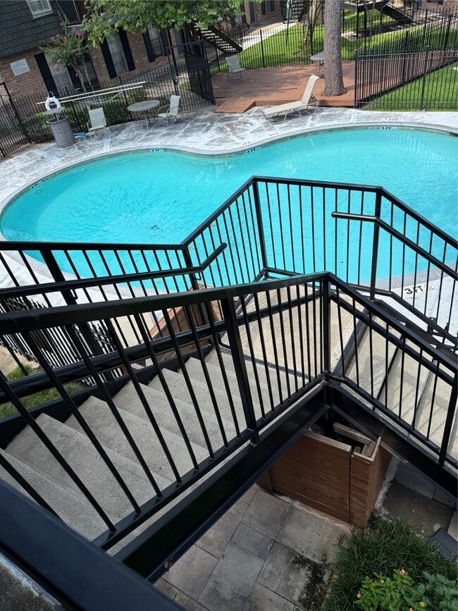 Photo - 9007 Gaylord Dr Unidad True