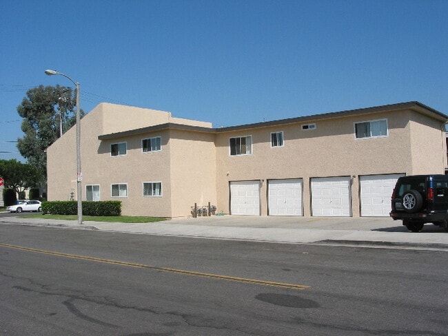 Building Photo - 16852 Sims Ln Unit #4 Rental