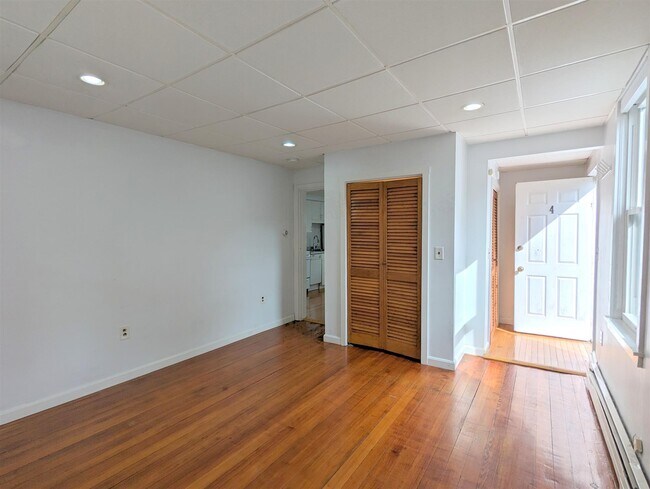 Photo - 63 Putnam St Unidad 4