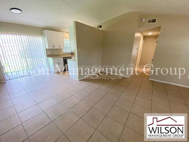 Photo - 5511 Lehigh Ave