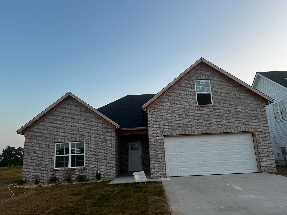 New construction--4 Bedroom 2 Bathroom - New construction--4 Bedroom 2 Bathroom House