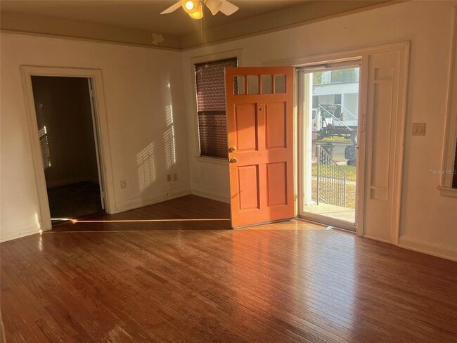 Photo - 2323 W North B St