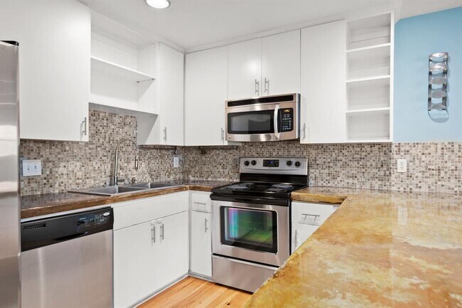 Photo - 1101 Shoal Creek Blvd Unit 6