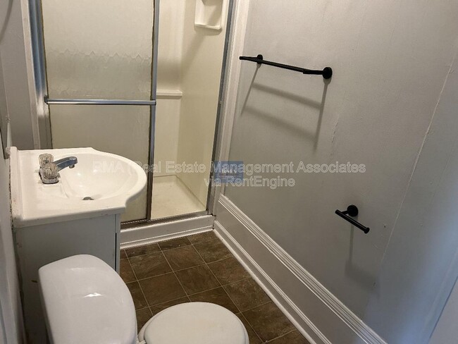 Photo - 738 W Poplar St Unidad 1