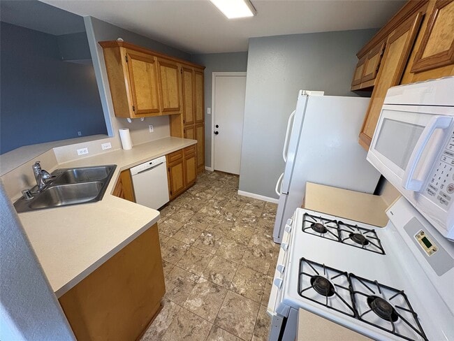 Building Photo - 3003 30th St N