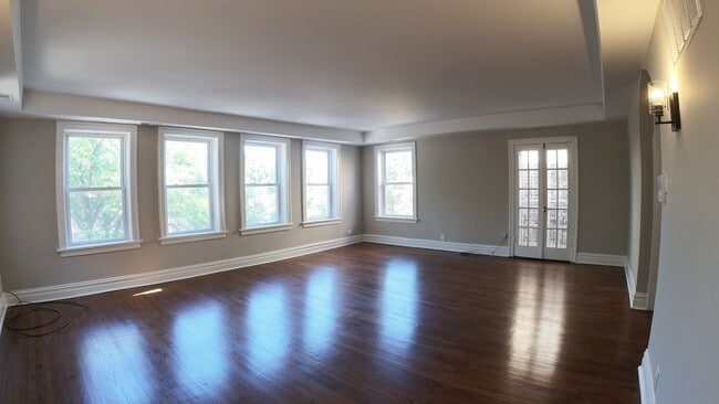 Photo - 7349 N Seeley Ave Apartments Unit 1