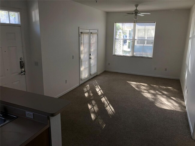 Photo - 4004 Venetian Bay Dr