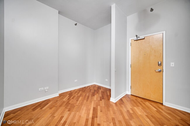 Photo - 1600 S Indiana Ave Unit 903