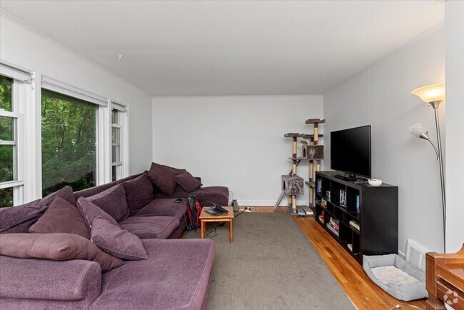 Building Photo - 559 S Edson Ave Unit Lombard Rental