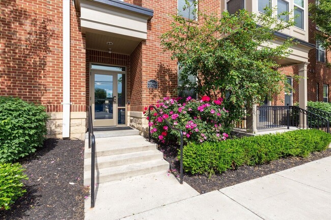 Photo - 925 Ingleside Ave Condo Unit 301