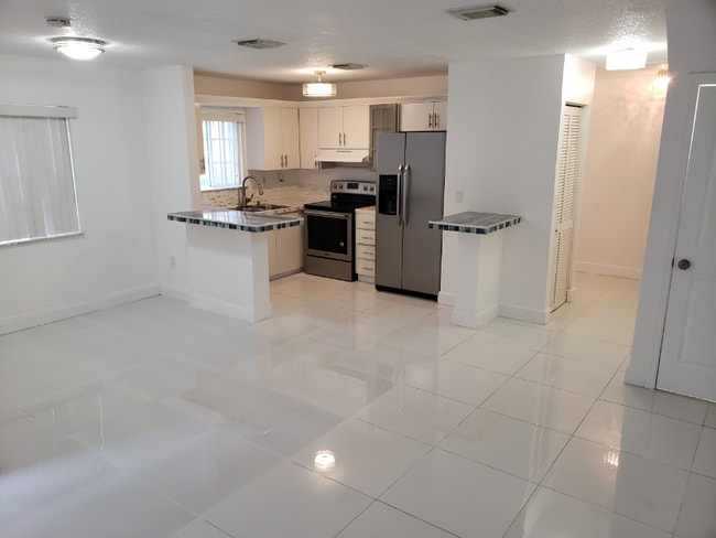 Photo - 18616 SW 100th Ave