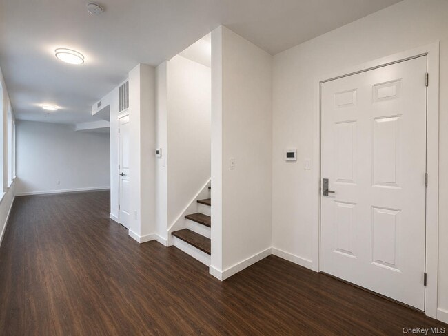 13 Main St Unit 3E