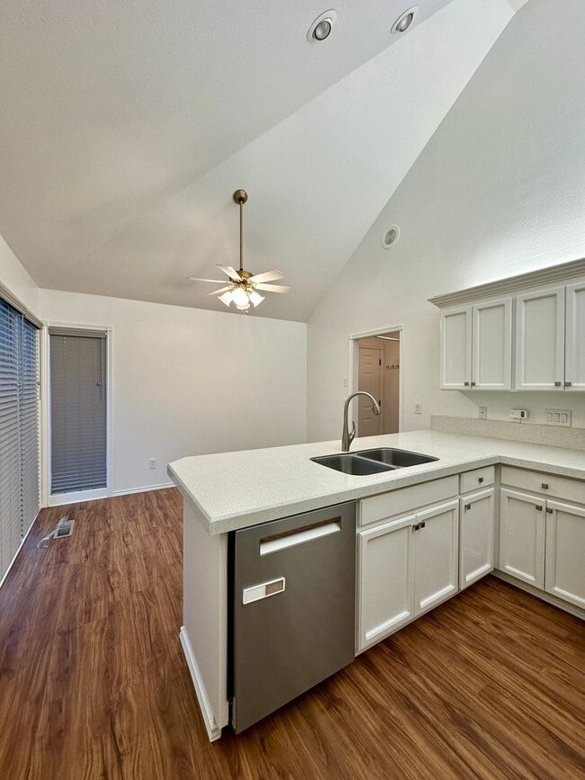 Photo - Large Three Bedroom Home in the Cinnamonwood Estates