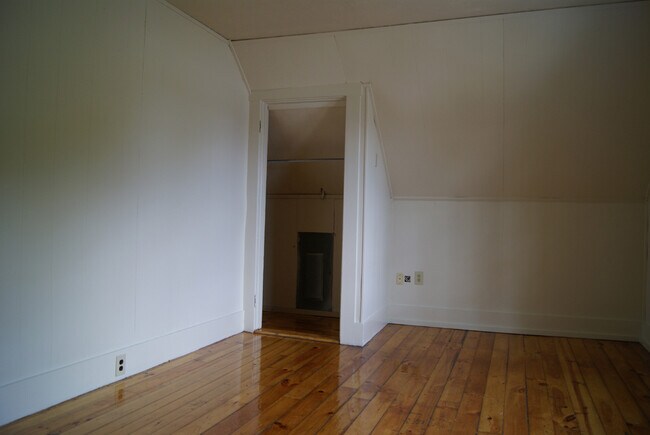 Livingroom - 3 Crawford St Unit 3C Crawford