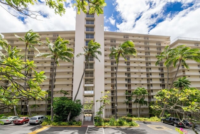 Building Photo - Makaha Valley Towers
