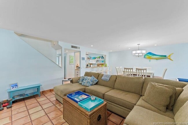 Photo - 3901 SE St Lucie Blvd Unidad 28