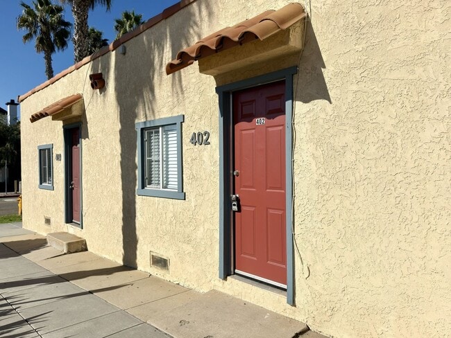 Building Photo - Studio in Downtown Oceanside! Unit 402