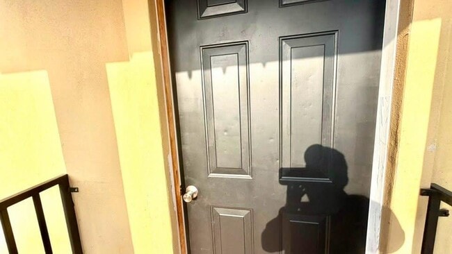 Photo - 3102 E Plum St