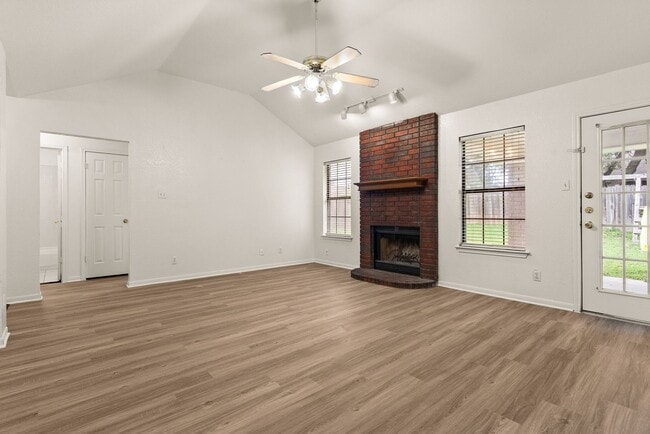 Photo - 4707 Browning Dr