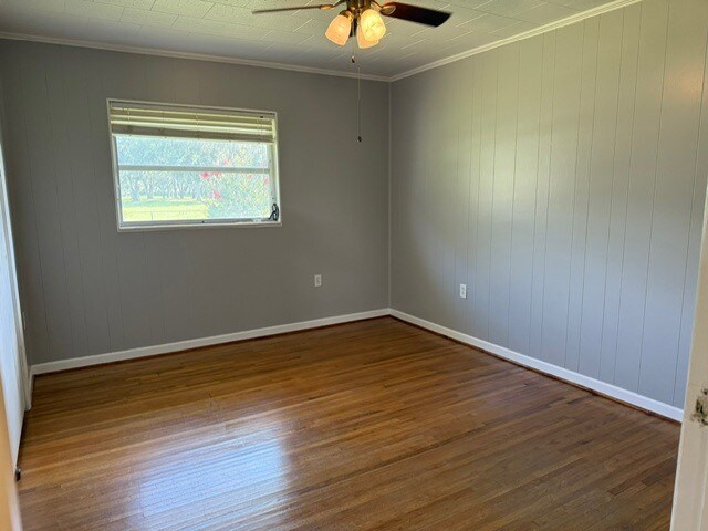 Photo - 9171 Hall Rd