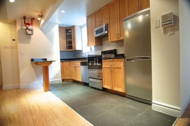 Building Photo - East 18th Street Rental