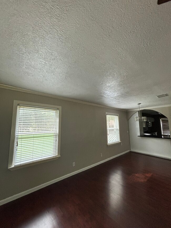 Photo - 2421 Pecan St