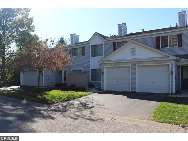 Building Photo - 4415 Naper Bay Rental