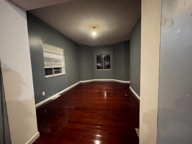 Photo - 1516 Rockland Ave