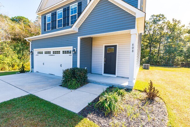 Photo - MOVE-IN READY