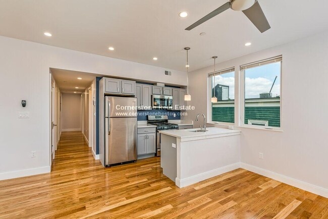 Building Photo - 7 Alleghany St Unit 3