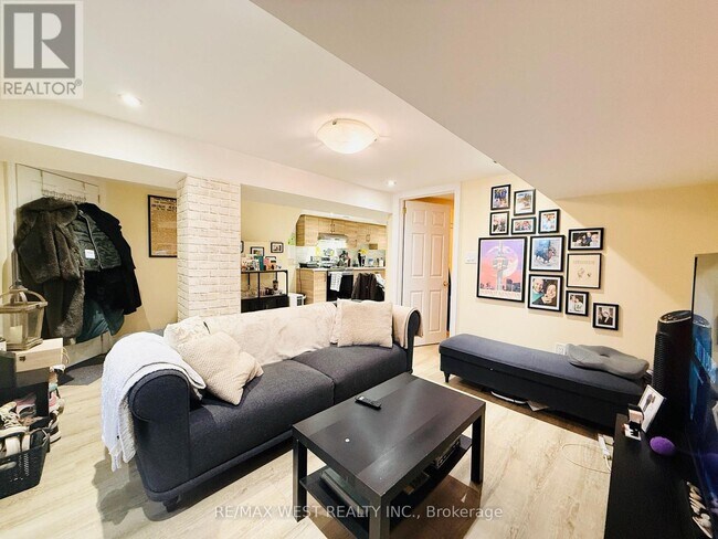 Photo - 48 Keystone Ave