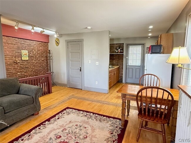 Photo - 1 S Jefferson St Unit 2