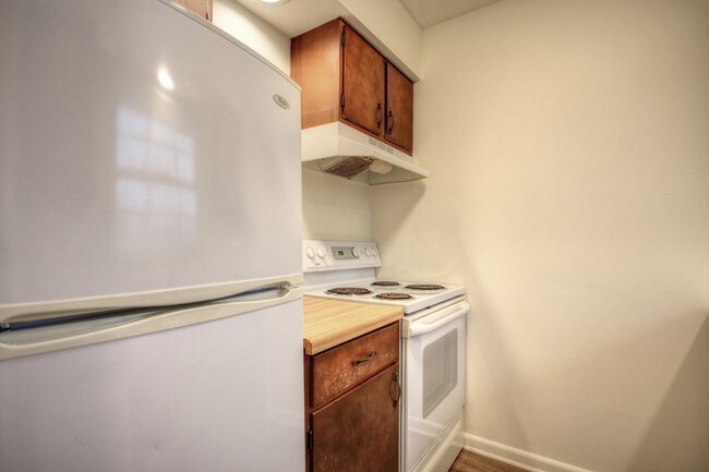 Photo - Lincolnshire Townhomes