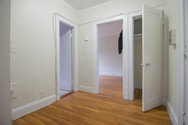Photo - 9/1 No Fee! Spacious 1BR apartment in elevator building, heat inc!
