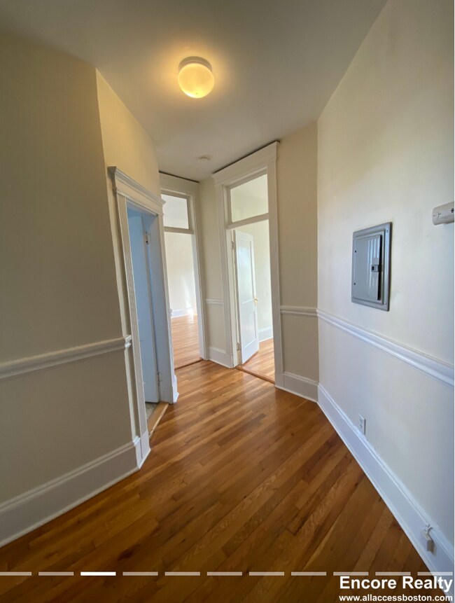 1330 Commonwealth Ave