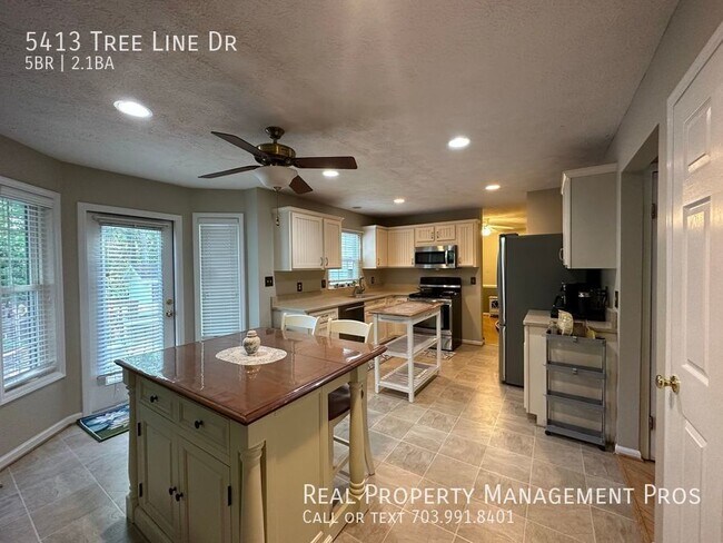 Photo - 5413 Tree Line Dr