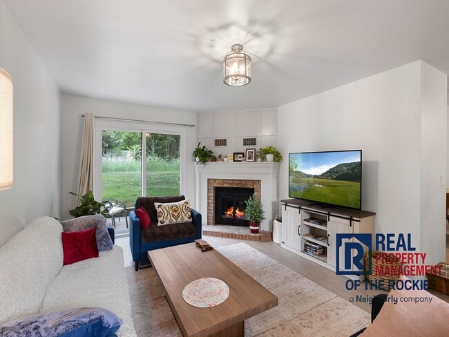 Photo - 3 Bed 3 Bath Updated Townhouse in Fort Collins!